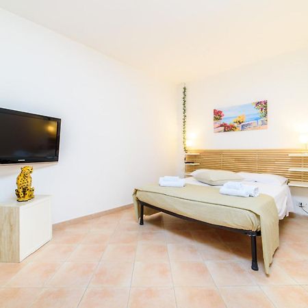Toto 2 Room Naples Exterior photo
